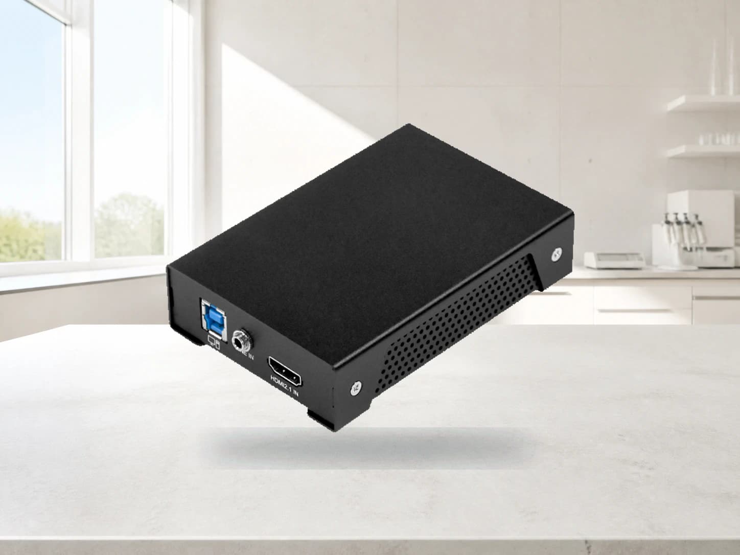 UB700G HDMI2.1 HDR HID+